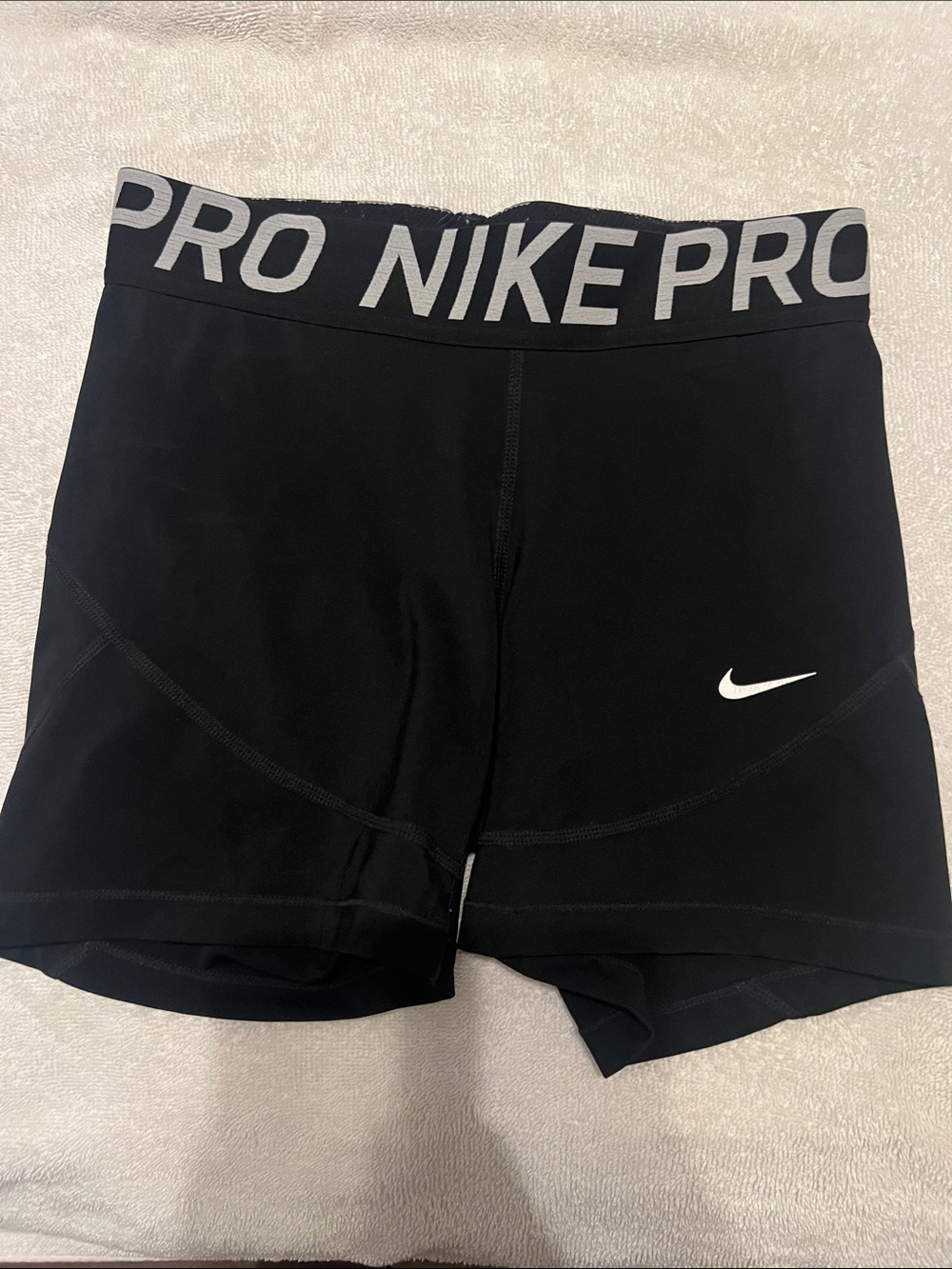 Nike Pro Black Women's Training Bike Shorts with Grey Waistband Logo